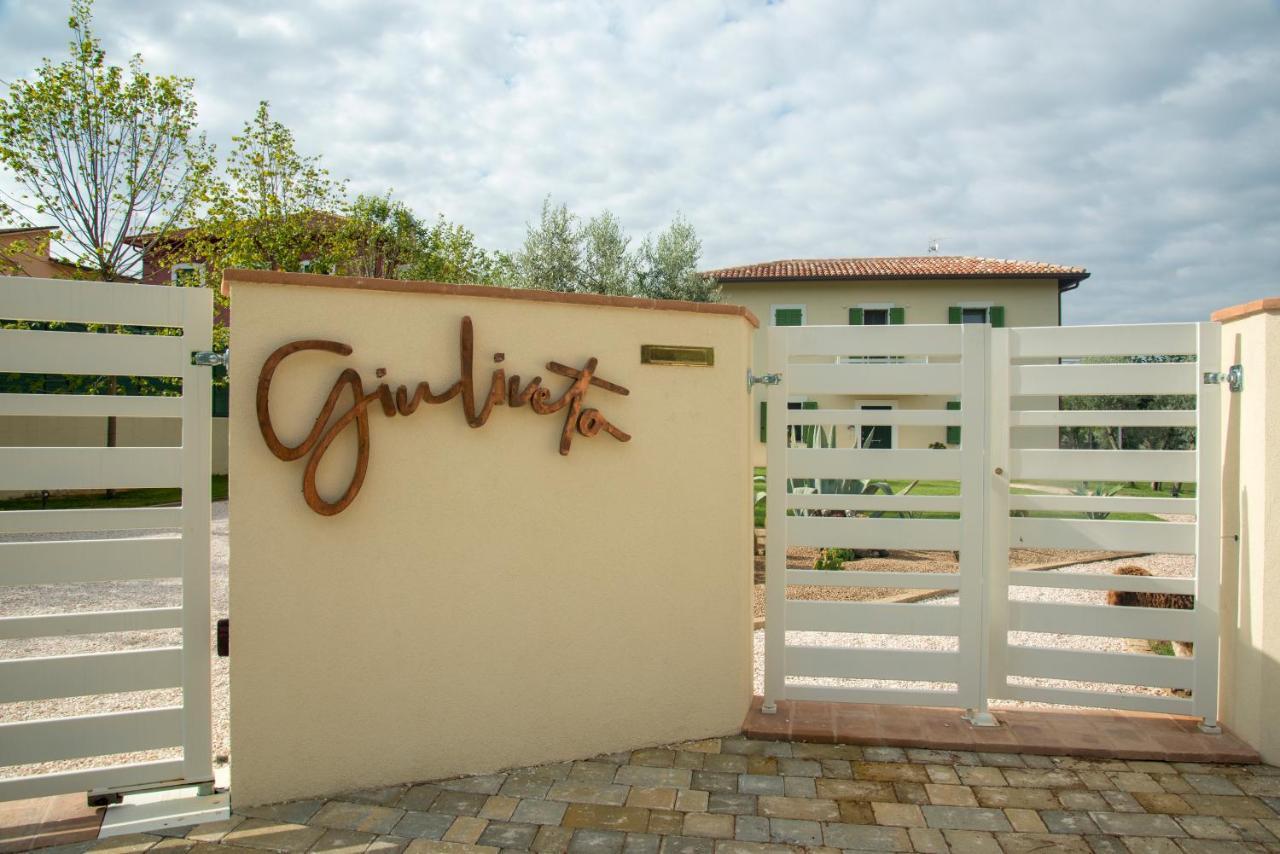 Giuliveto Bed And Breakfast Foligno Exterior photo