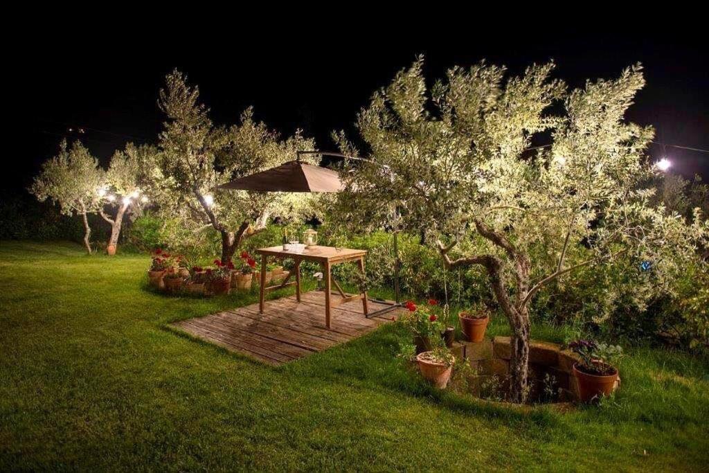 Giuliveto Bed And Breakfast Foligno Exterior photo